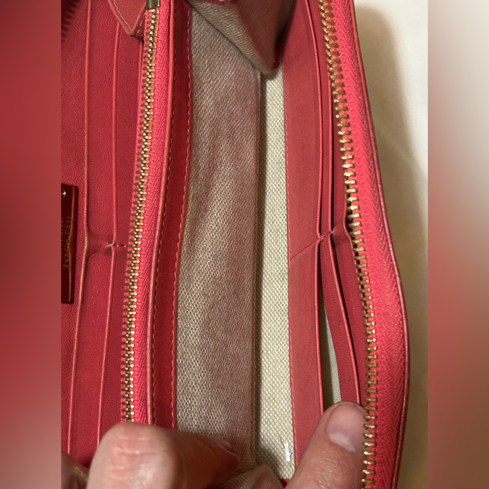 Jimmy Choo Pink Filipa Star Studded Wallet - Picture 13 of 16
